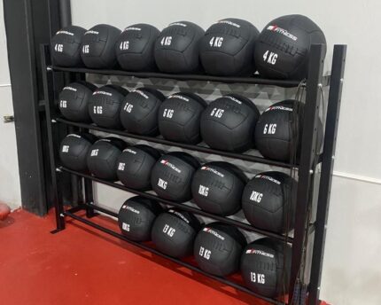 Prateleira Wall Ball é perfeita para armazenar wall ball e manter seu local de exercícios sempre organizado.