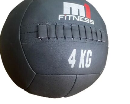 Wall ball fabricada com material resistente e costuras reforçadas, seja em treinos funcionais, CrossFit ou treinos caseiros.