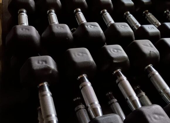 Peso haltere para musculação M1 Fitness – treino de força e exercícios funcionais