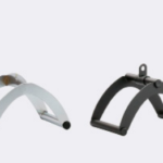 Puxador Triângulo Grande Cromado com Giro M1 Fitness para roldana