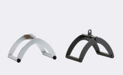 Puxador Triângulo Grande Cromado com Giro M1 Fitness para roldana