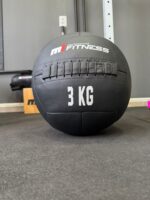 Wall Ball da M1 Fitness Equipamentos fabricada com material de primeira linha e com costura reforçada. A M1 Fitness trabalha com várias medidas de Wall Ball.